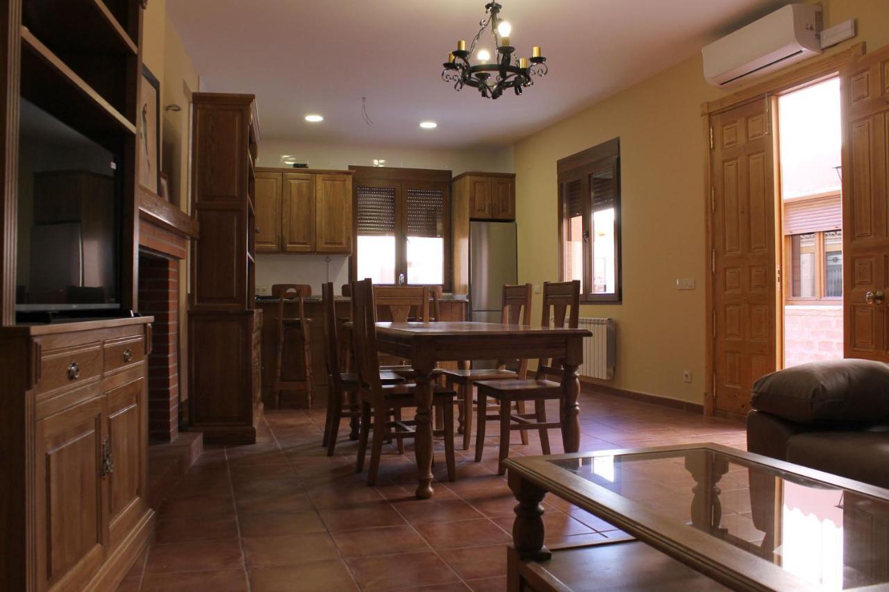 Casa Rural Senorio De Quevedo Villanueva De Los Infantes Bagian luar foto