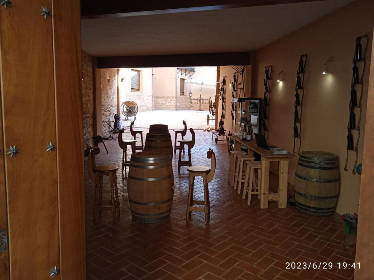 Casa Rural Senorio De Quevedo Villanueva De Los Infantes Bagian luar foto